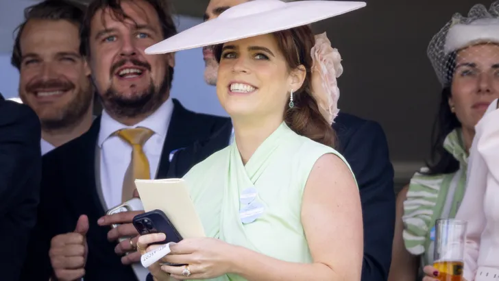 Eugenie onthult: dít is hoe royals Thuisbezorgd bestellen op het paleis