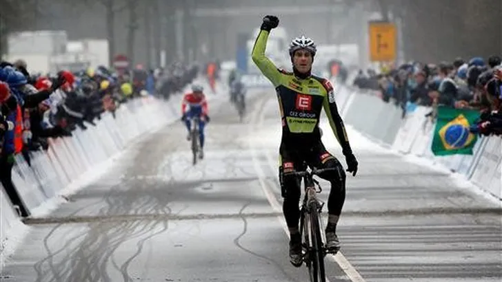 Bina verrast met zege in Hoogerheide, WB Albert