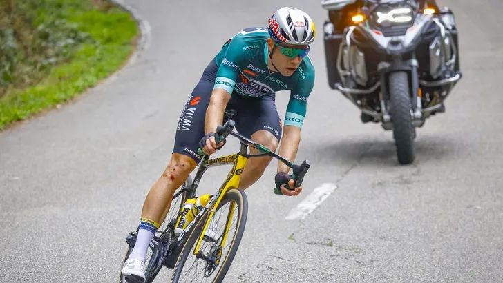 wout van aert in het groen van de vuelta