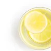 Helpt warm water met citroen echt bij het afvallen?