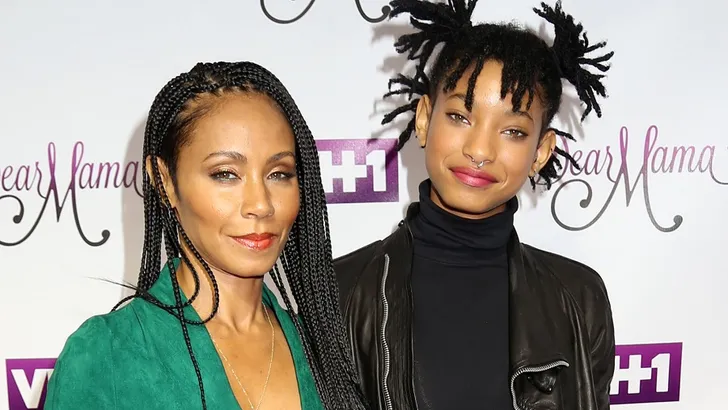 Zien: Jada Pinkett Smith met moeder en dochter in the gym