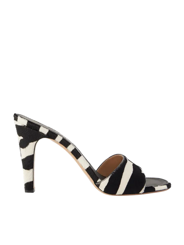Fashion met zebraprint: Ferragamo instapper.