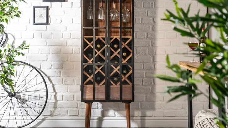 De nieuwe home decor must-have: een wijnkast!