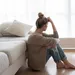 Vrouw is verdrietig - 'Als de kinderen sliepen, zat ik aan de drugs'