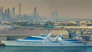 Onderhoud van omgebouwd Nederlands marinefregat kost sjeik achttien miljoen dollar per jaar