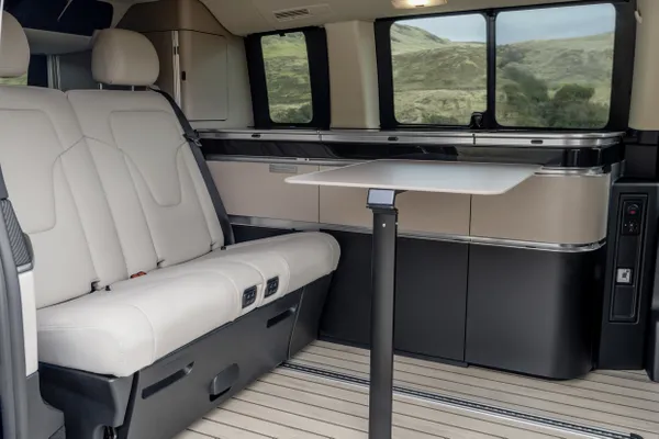 Het interieur van de nieuwe Mercedes-Benz V-Class Marco Polo