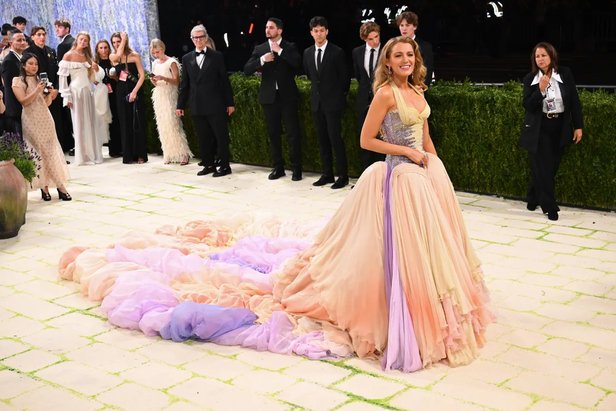 Blake Lively tijdens het Met Gala 