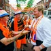 Grapperhaus boos omdat Willem-Alexander een hand schudde