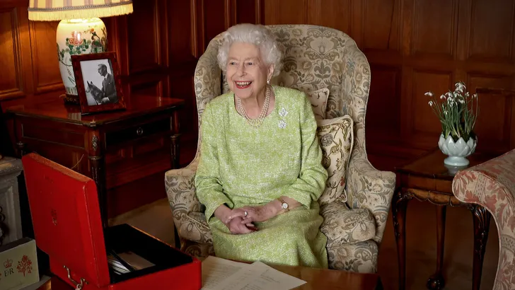 Queen Elizabeth II Platinum Jubilee Portrait