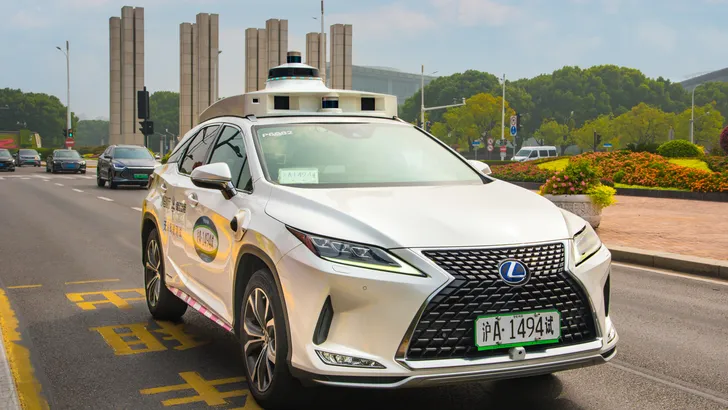 Chinese overheid grijpt in bij zelfrijdende auto's en eist dat software in noodsituaties zelf parkeert