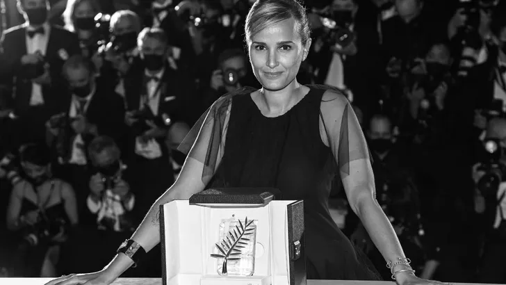 Cannes: regisseur Julia Ducournau wint Gouden Palm