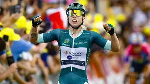 lorena wiebes in de tour de france femmes