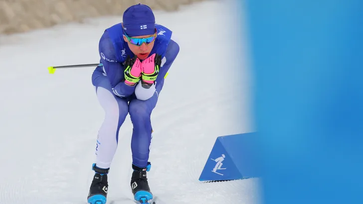 Penis van Olympisch langlaufer bevroren door extreme kou