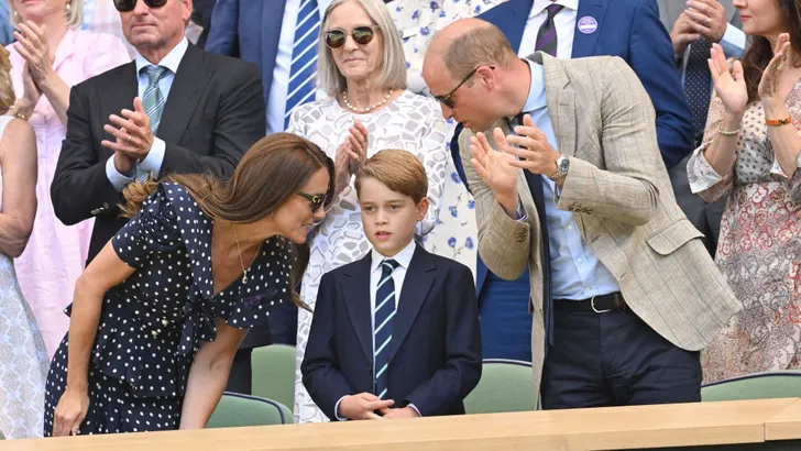 Prins George maakt zijn Royal Box debuut