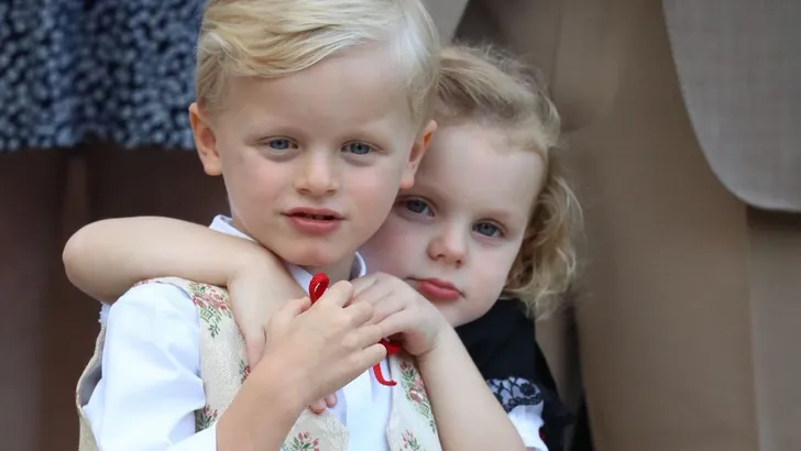 Monaco: Les Adorables op bezoek bij Macron