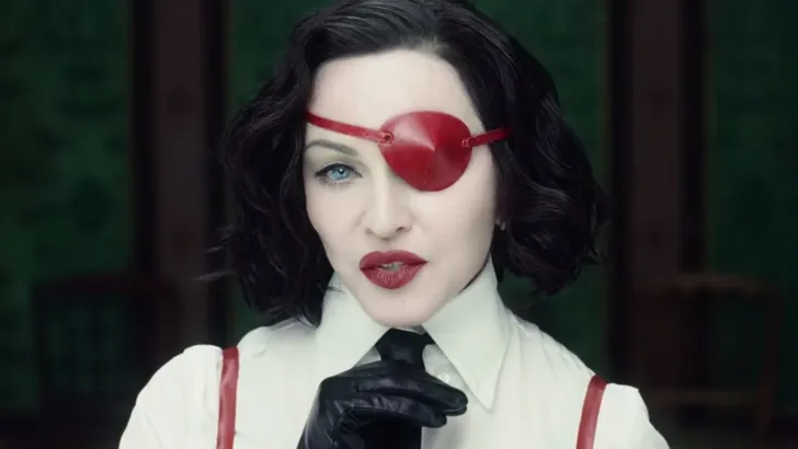 Waarom iedereen het over de nieuwste videoclip van Madonna heeft