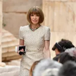 Anna Wintour ruilt haar couture in voor een joggingbroek