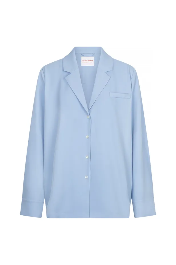 Noomi blazer van Studio AMAYA in lichtblauw | €79,95