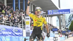 De zege van Wout van Aert in Parijs-Roubaix zorgde voor tranen bij menig wielerfan. Of toch op z'n minst kippenvel. Ploegmaat Owain Doull zal de overwinning ook voor altijd met zich meedragen.