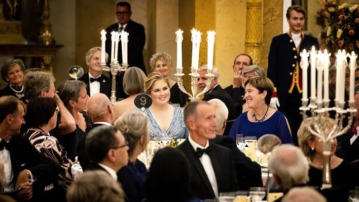 Prinses Amalia schuift aan bij diner Raad van State