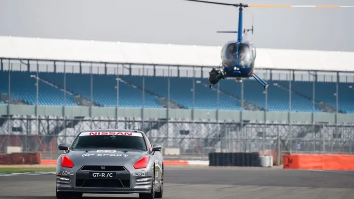Nissan GT-R