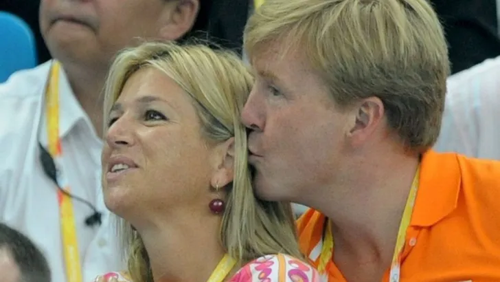 Zoenen! Happy Valentijn van 10 romantische royals 