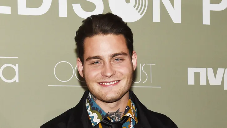Douwe Bob krijgt flinke boete voor bedreiging: 'ik schaam me'