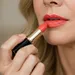 vrouw lipstick tanden geler