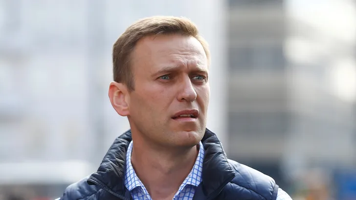 Dokter van oppositieleider Navalny (55) plotseling de pijp uit