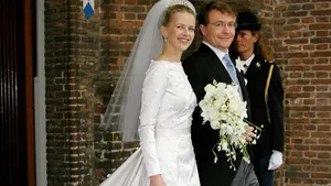 Een fashion-tic waar we nog altijd geen genoeg van krijgen: prinses Mabel en haar liefde voor strikken.