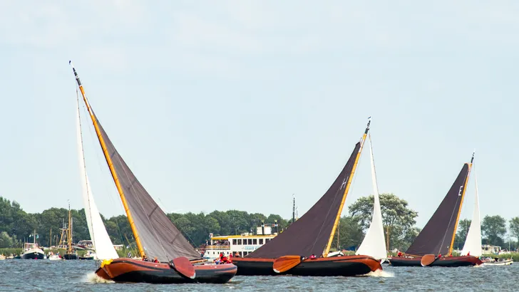 skûtsjesilen