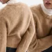 De beige mohair-trui van H&M die viral gaat