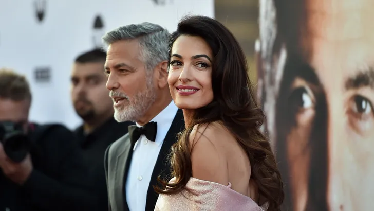 Zo ziet de tweeling van George en Amal Clooney er nu uit