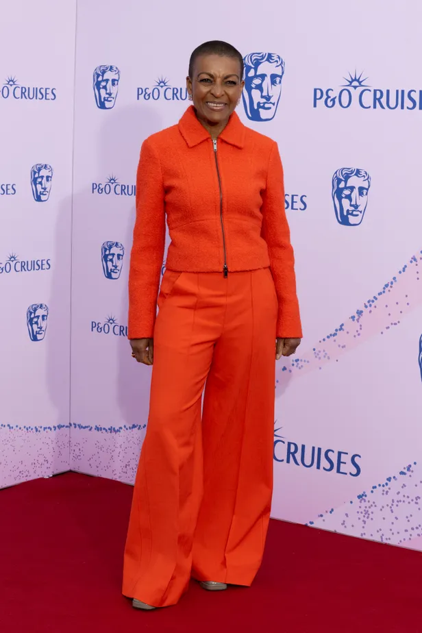 Adjoa Andoh bij de BAFTA's 2026