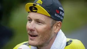 dylan van baarle, een van de vertrekkers van visma | Lease a bike