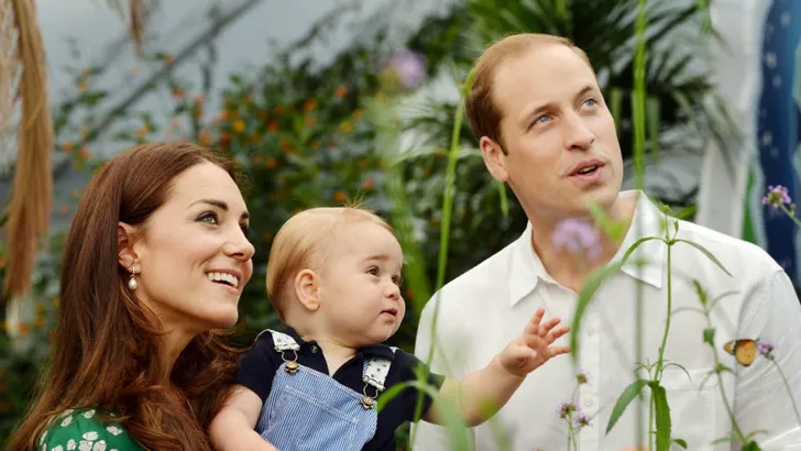 Prins George leert tuinieren van opa Charles