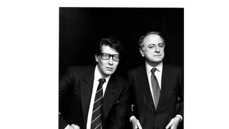 YVES SAINT LAURENT EN PIERRE BERGÉ