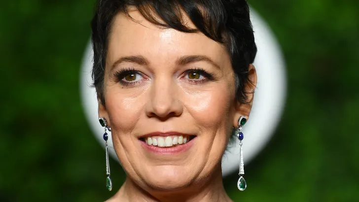 Bekentenis Olivia Colman: 'Ik heb iets van de set van The Crown gestolen'