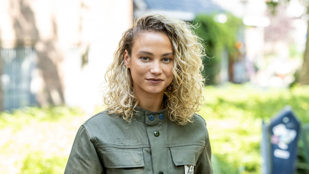 Rose Bertram en Gregory van der Wiel na acht jaar uit elkaar 