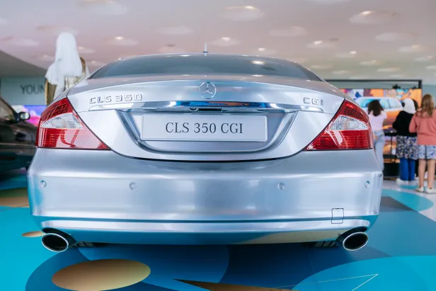 Mercedes-Benz Museum, Collection Room 5: Special exhibition „Youngtimer“. Mercedes-Benz CLS 350 CGI. View from the rear. Photo: Thomas Niedermüller.