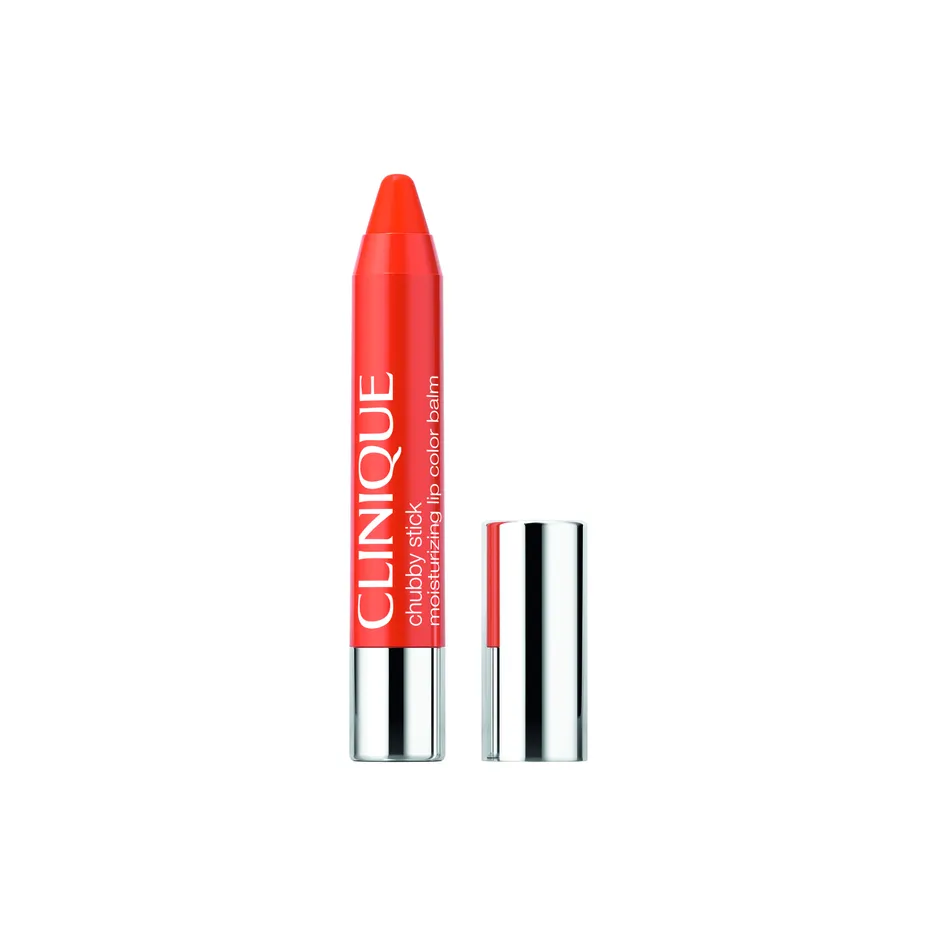 Van gloss tot olie tot lippenstift: déze 10 producten voor je lippen wil je nú proberen.