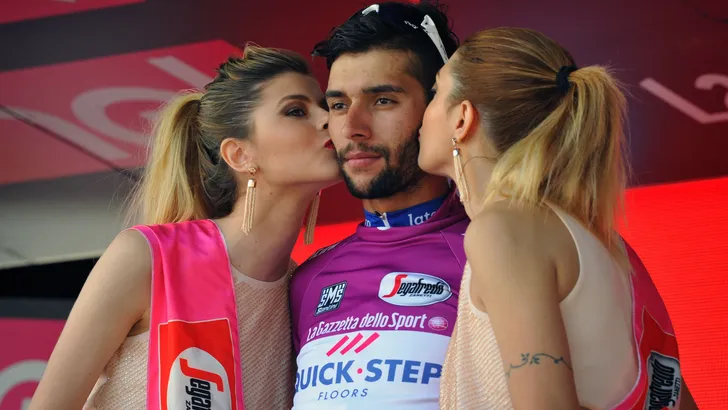 Giro d'Italia: Magistrale Fernando Gaviria pakt zijn vierde