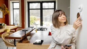 De slimme thermostaat Action helpt je huis warm houden en besparen op je energierekening