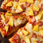 Homemade Pineapple and Ham Hawaiian Pizza