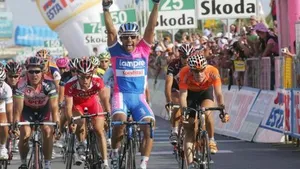 Danilo Napolitano is de snelste in de Giro