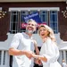 Shoptip: bezoek de Late Night Shopping dagen van Designer Dutlet Roermond – Foto van man en vrouw voor McArthur Glen Designer Outlet in Roermond.