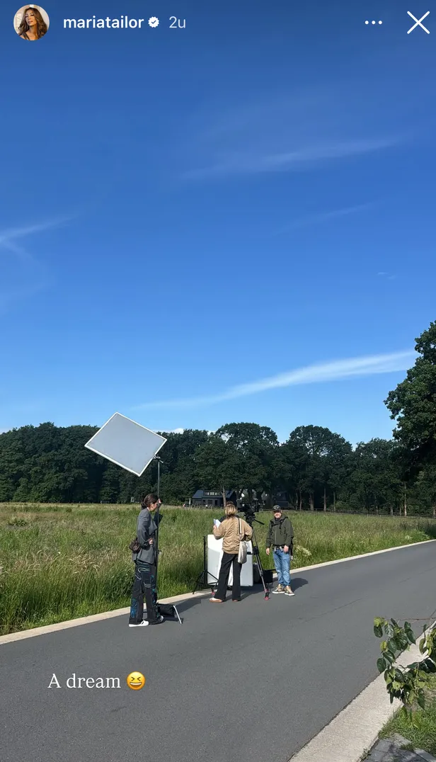 Maria deelt een kijkje achter de schermen bij de opnames van hun nieuwe realityserie.
