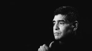 Respectloze begrafenisondernemer maakte selfie met lichaam Maradona