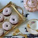 Het nieuwe jaar ga je in met gouden proseccodonuts