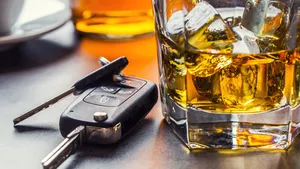 Duitse veiligheidsexperts eisen algeheel alcoholverbod voor alle weggebruikers om verkeersdoden terug te dringen